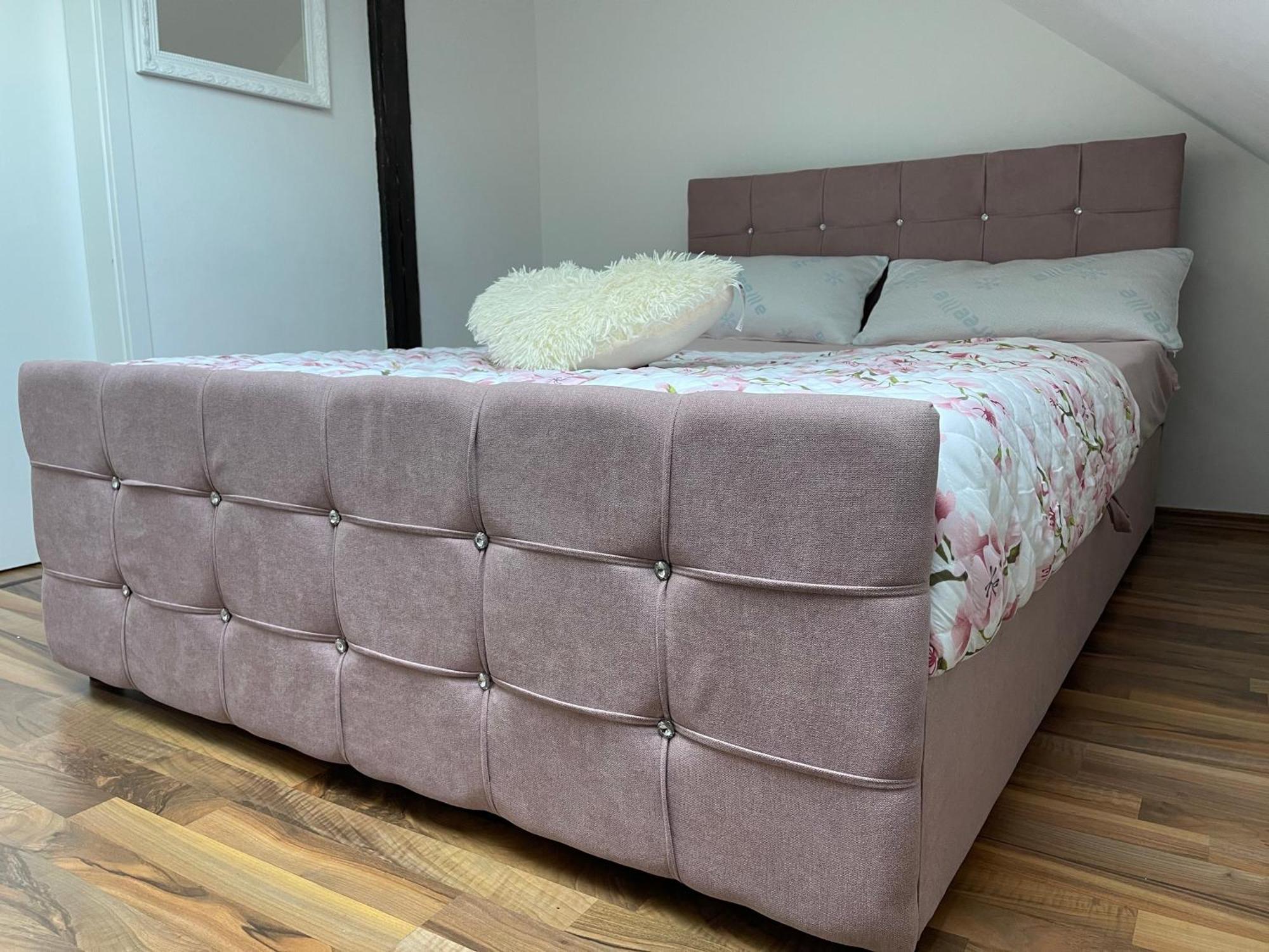 Geraeumige 3-Zimmer-Ferienwohnung Im Herzen Von Kassel Exterior photo