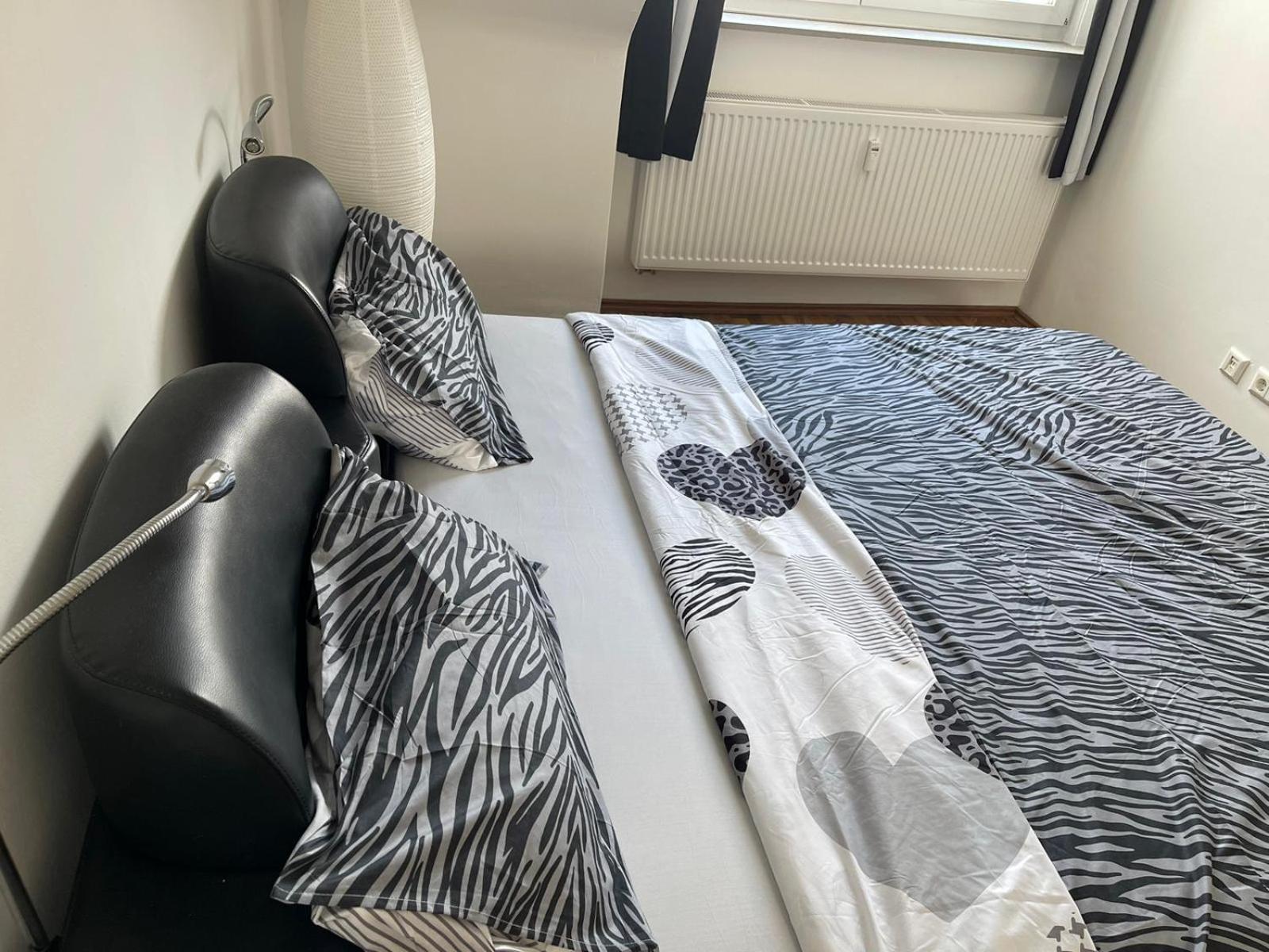 Geraeumige 3-Zimmer-Ferienwohnung Im Herzen Von Kassel Exterior photo