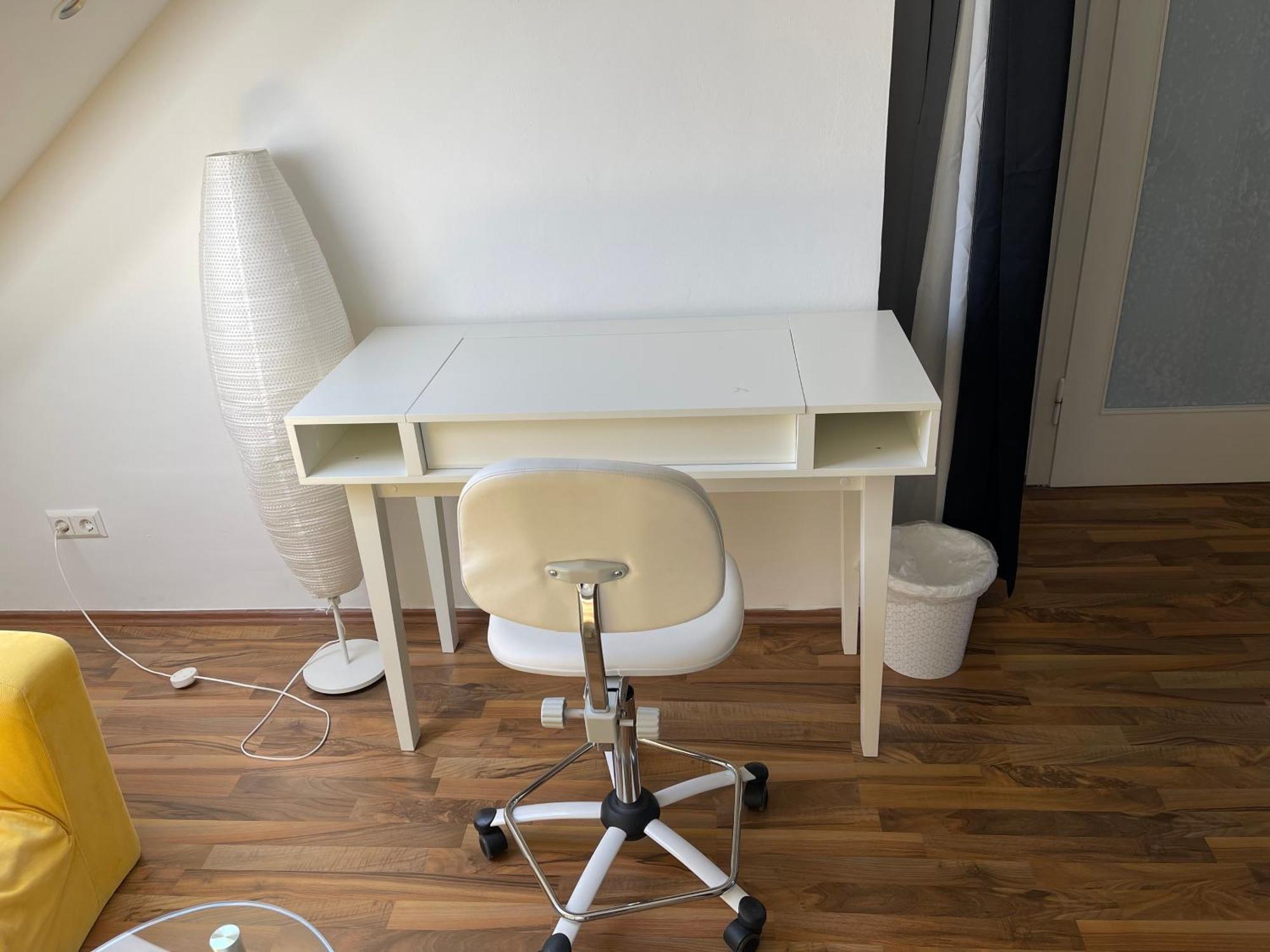Geraeumige 3-Zimmer-Ferienwohnung Im Herzen Von Kassel Exterior photo